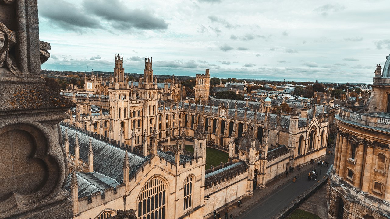 Oxford, England by @nilslindner on Unsplash